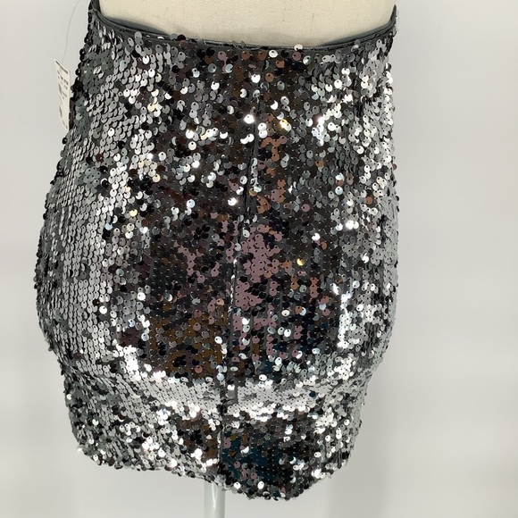 Silver Sequin Sleeveless Mini Dress - Picture 4 of 10